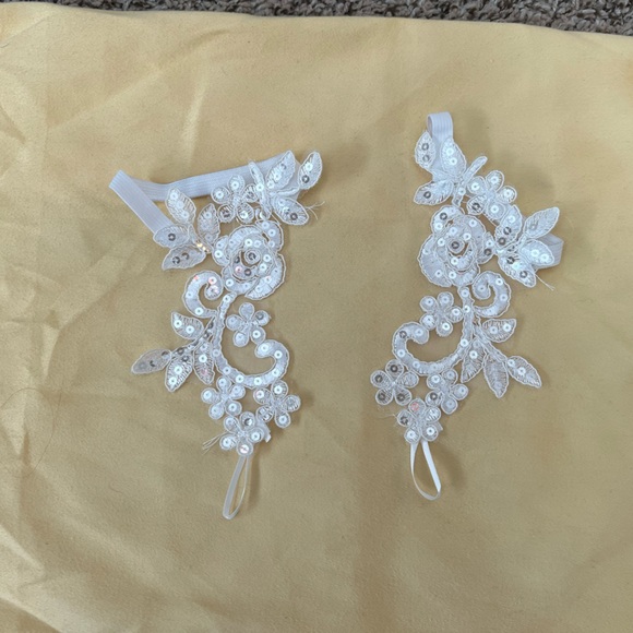 Amazon Shoes - Sequin & lace beach wedding feet attire. Ivory.